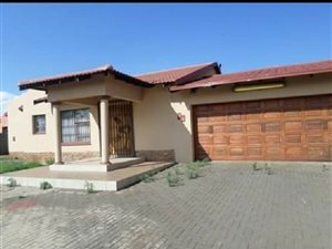 3 Bed House in Meyerton Park