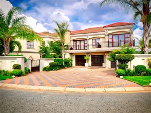 6 Bedroom House in Savannah Hills