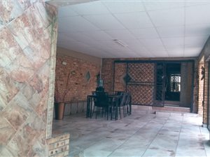 400 m² Office Space in Safari Gardens