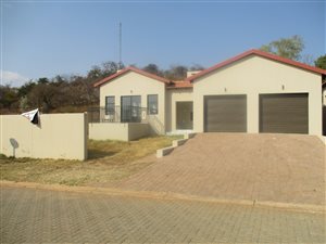 3 Bed House in Kameeldrift East