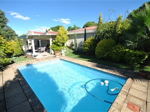 2 Bed House in Signal Hill
