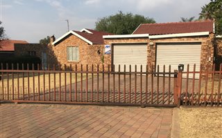 3 Bedroom House in The Reeds