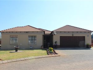 3 Bed House in Denneoord