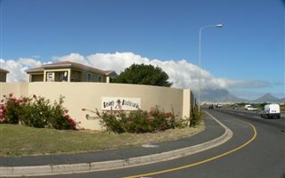 2 Bedroom Apartment in Milnerton Central
