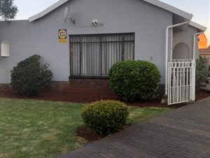 3 Bed House in Roodebult