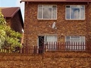 2 Bed Duplex in Moreleta Park