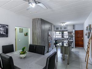 2 Bed Apartment in Sunninghill