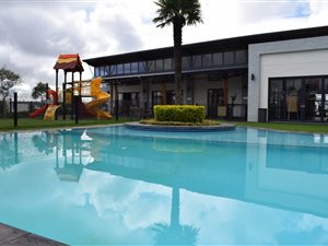 3 Bedroom Apartment in Bryanston East