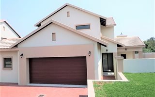 3 Bedroom House in Eldo View