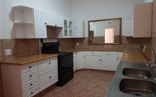 3 Bedroom House in Wilro Park