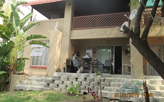 3 Bedroom Apartment in Safarituine
