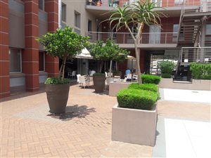1022 m² Office Space in Illovo