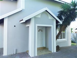 3 Bed House in Woodlands Estate