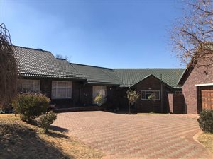 5 Bed House in Overkruin