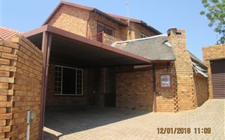 3 Bedroom Townhouse in Safarituine