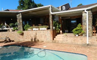 4 Bedroom House in Richem