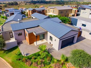 4 Bed House in Copperleaf