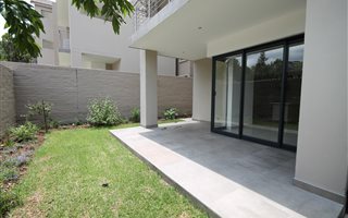 2 Bedroom Apartment in Saxonwold