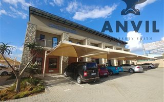 190 m² Office Space in Ruimsig