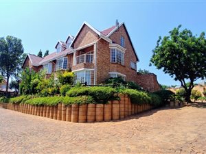2 Bedroom Apartment in Radiokop