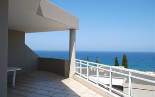 4 Bedroom Apartment in Shakas Rock