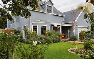 4 Bedroom House in Oudtshoorn Central
