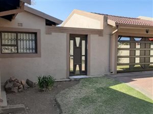 House in Falcon Ridge