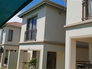 3 Bed Duplex in Whitney Gardens