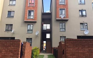 2 Bedroom Apartment in Erand Gardens