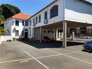 232 m² Office Space in Essenwood