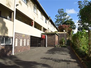 2 Bed Apartment in Pinetown Central