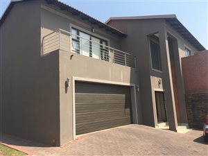 4 Bed House in Blue Hills