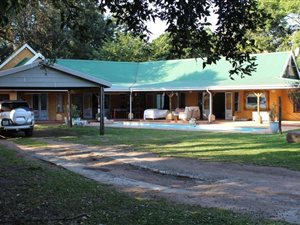 4 Bed House in Banners Rest