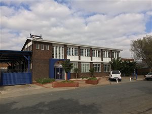 1150 m² Industrial space in Benrose