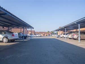 2 Bedroom House in Veld En Vlei