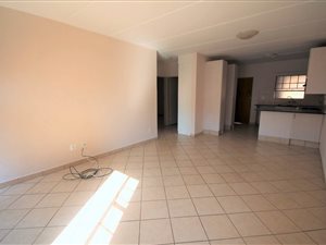 2 Bed Apartment in Silver Lakes