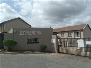 2 Bedroom Apartment in Honeydew Ridge