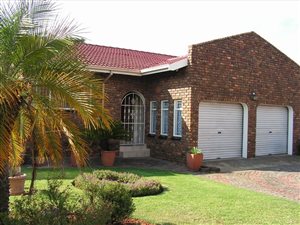3 Bed Townhouse in Birchleigh