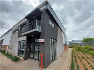 1009 m² Industrial space in Louwlardia