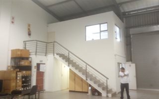 216 m² Commercial space in Briardene