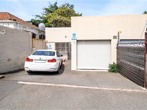 2 Bedroom Duplex in Morningside