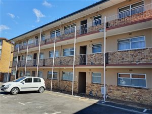 2 Bed Apartment in Blomtuin