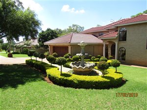 2.9 ha Farm in Donkerhoek AH