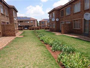2 Bed Apartment in Krugersrus