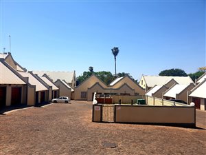 2 Bed Townhouse in Louis Trichardt