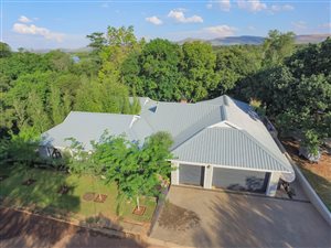 4 Bed House in Magalies Golf Estate