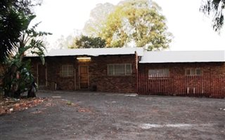 1 ha Farm in Blanchville