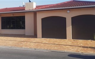 3 Bedroom House in Ottery