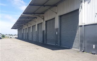 3930 m² Industrial space in Airport Industria