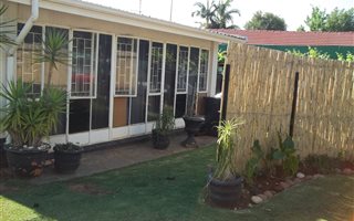 3 Bedroom House in Weavind Park